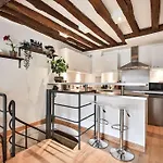 Διαμέρισμα Typical Parisian Duplex#4pers#le Marais