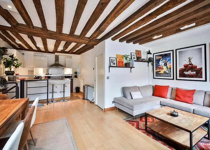 Typical Parisian Duplex#4pers#le Marais Paryż