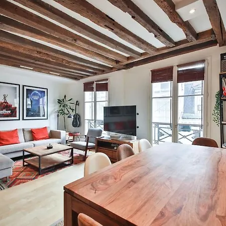 Typical Parisian Duplex#4pers#le Marais Paříž