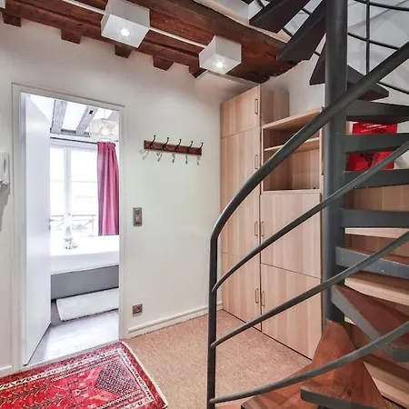 Typical Parisian Duplex#4pers#le Marais Paris